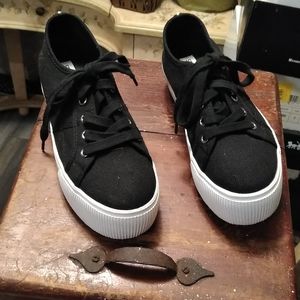 COPY - Steve Madden sneakers